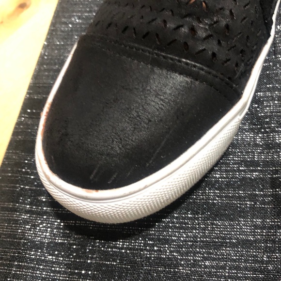 Steve Madden “Addie” Flats - Picture 4 of 9